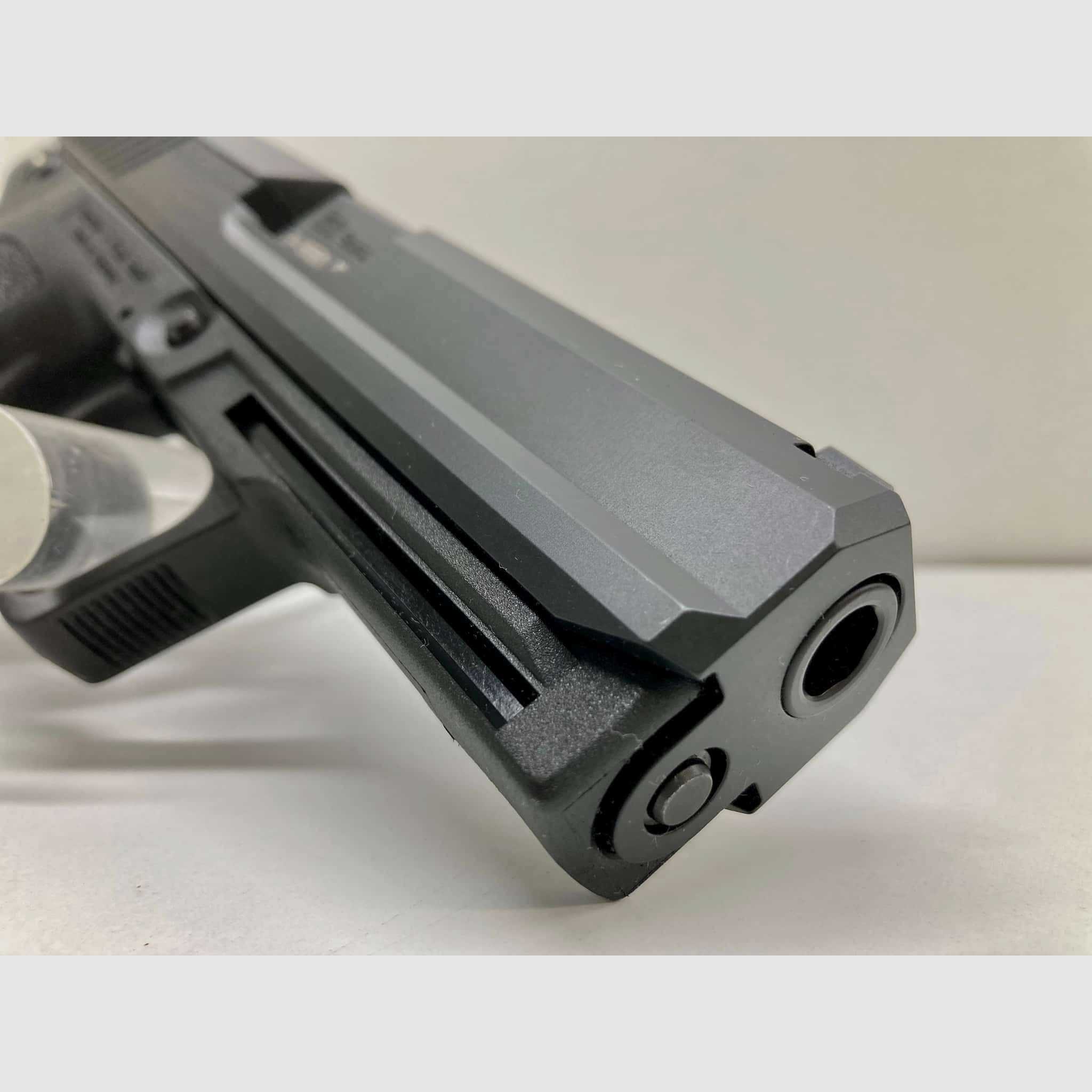 Heckler & Koch HK USP Standard