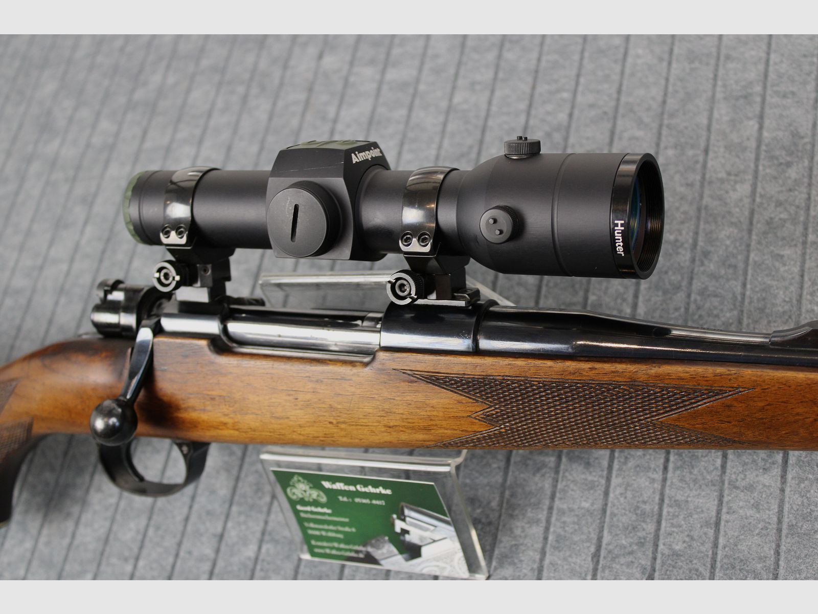 Akah 98er (Mauser) .30-06SPR. Aimpoint Hunter, Timney