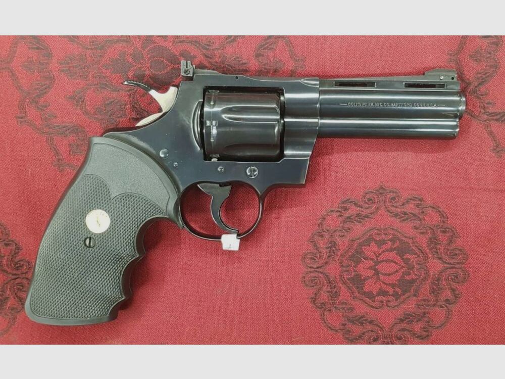 Colt Python 4 inches
