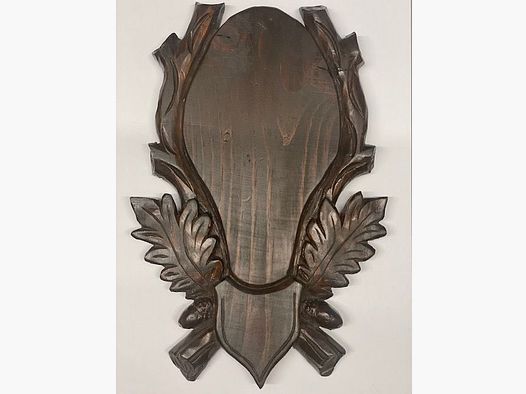 Geschnitztes Lindenholzschild für Rehtrophäen 26cmx17cm