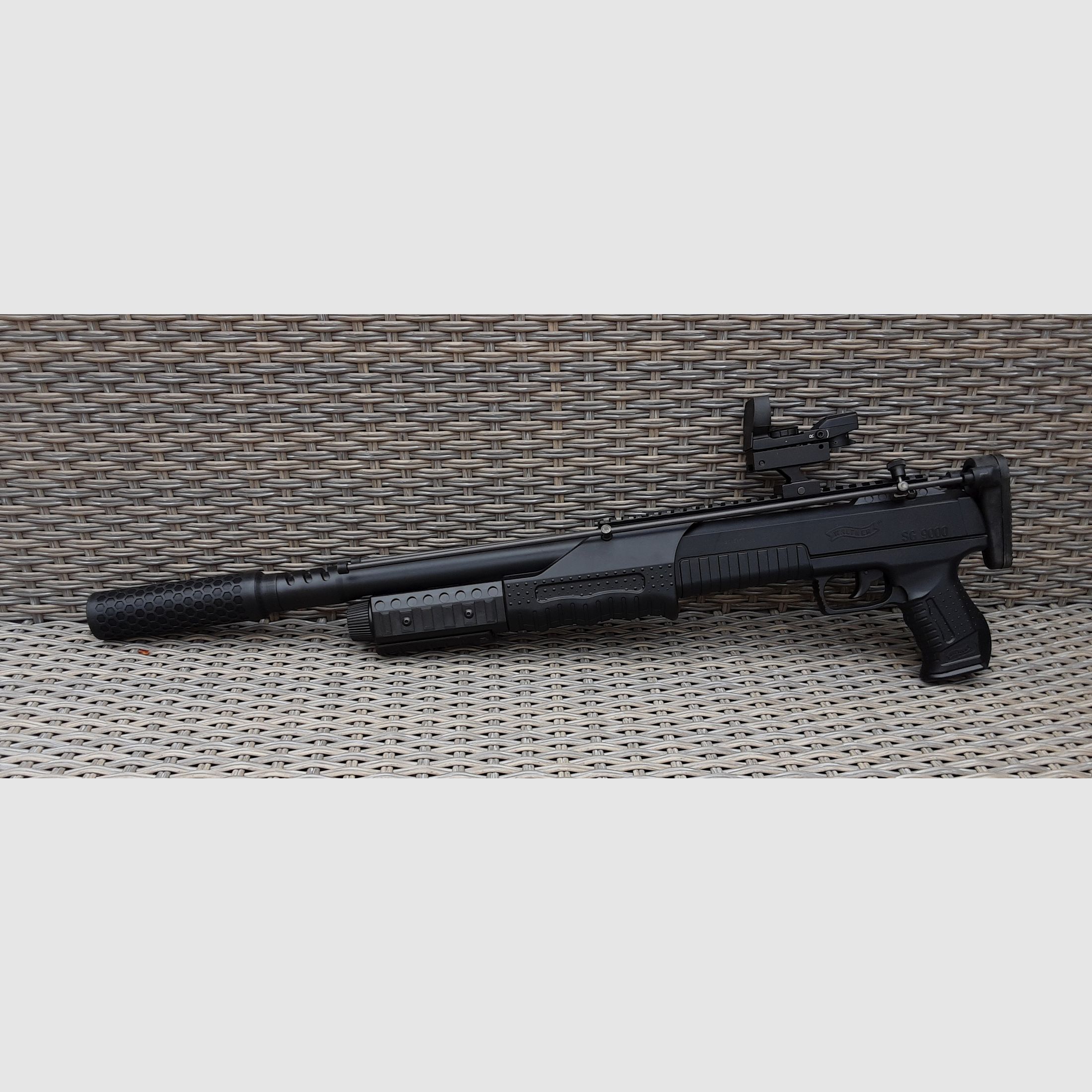 Unikat >>>>>Walther SG 9000 - 4,5 mm Stahl BB Co2  Umbau 