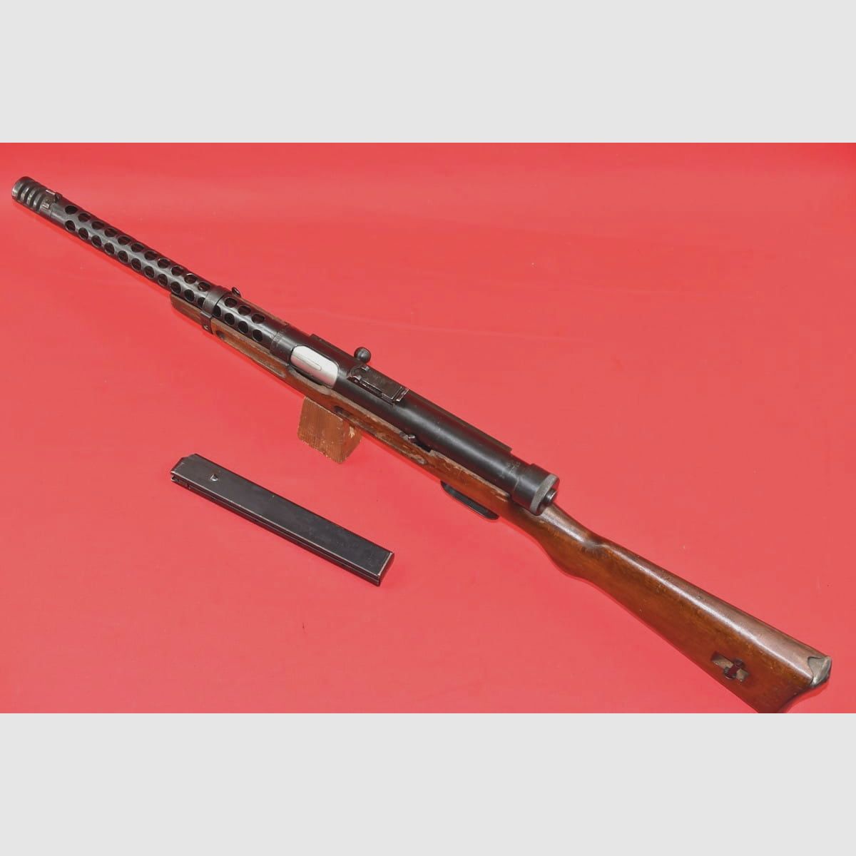 #6898 Pistola semiautomatica BERETTA MAB 38A, cal. 9x19, immagine 27 di 27