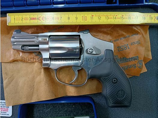 Smith and Wesson S&W Pro Series 640