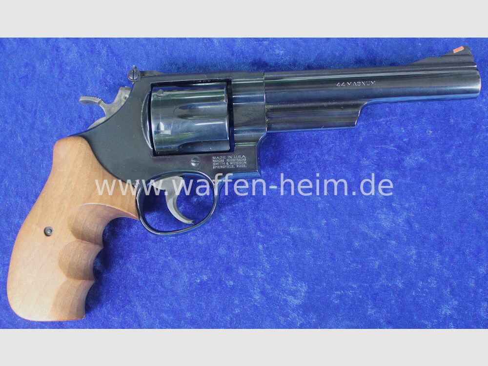 Smith & Wesson 29 - 6