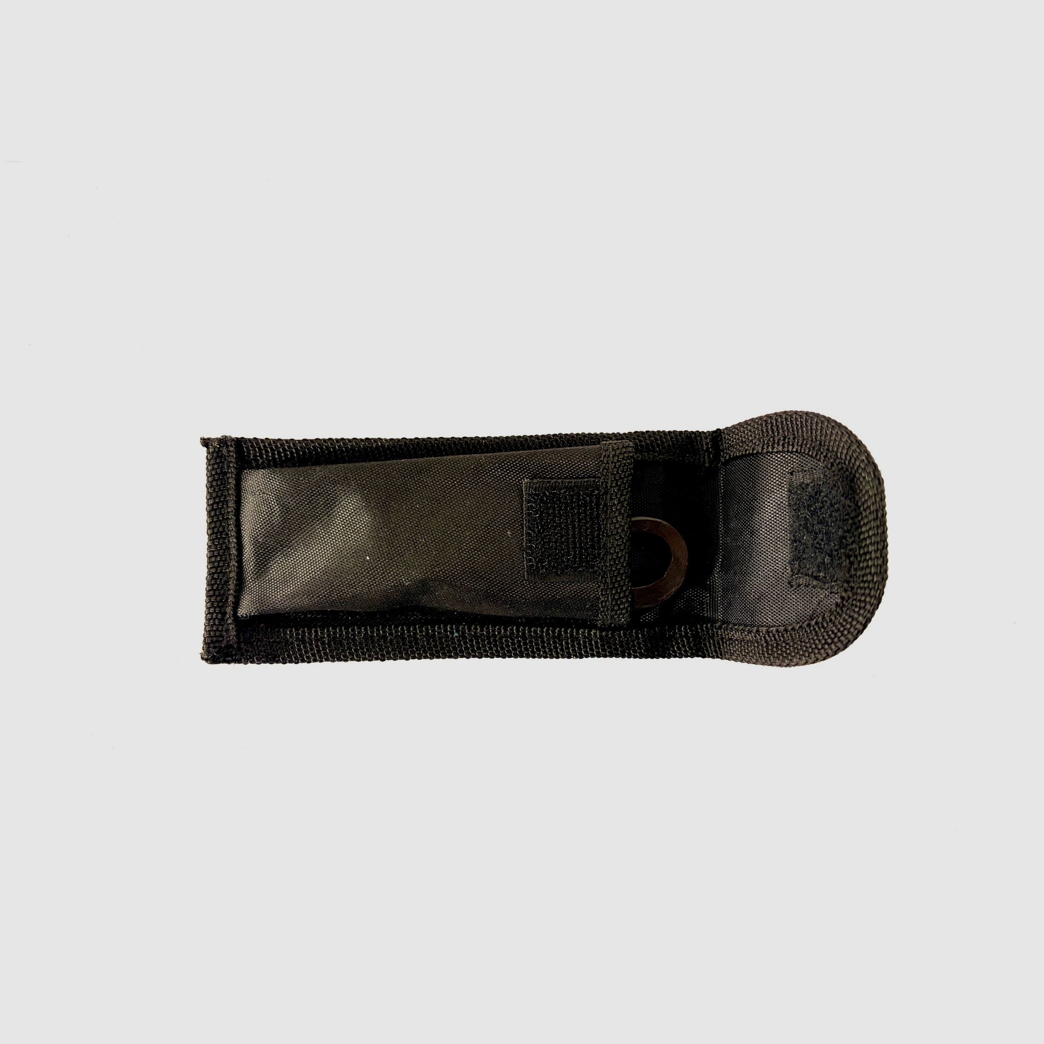 Set de armas y cubiertos medievales – espada de una mano, cubiertos y cuchillo vikingo