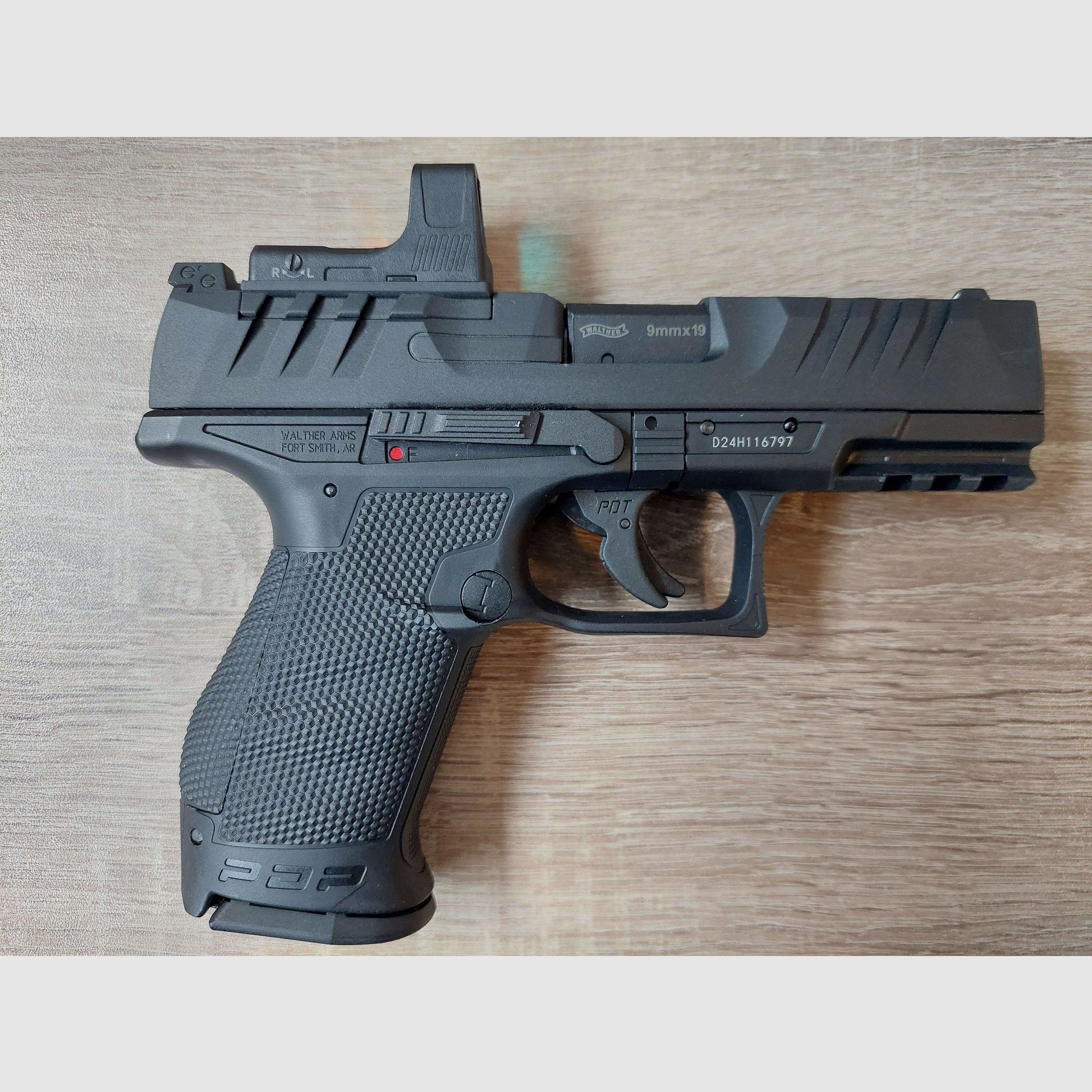 Walther PDP Compact 4" / CO2 Pistole