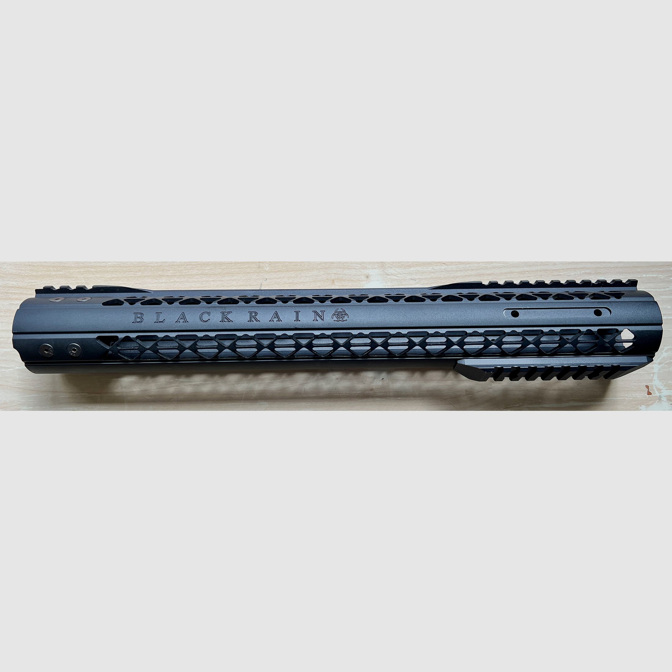 Black Rain Ordnance AR15 Handguard 15″ Freefloat Rail Picatinny – BRO – rare – new