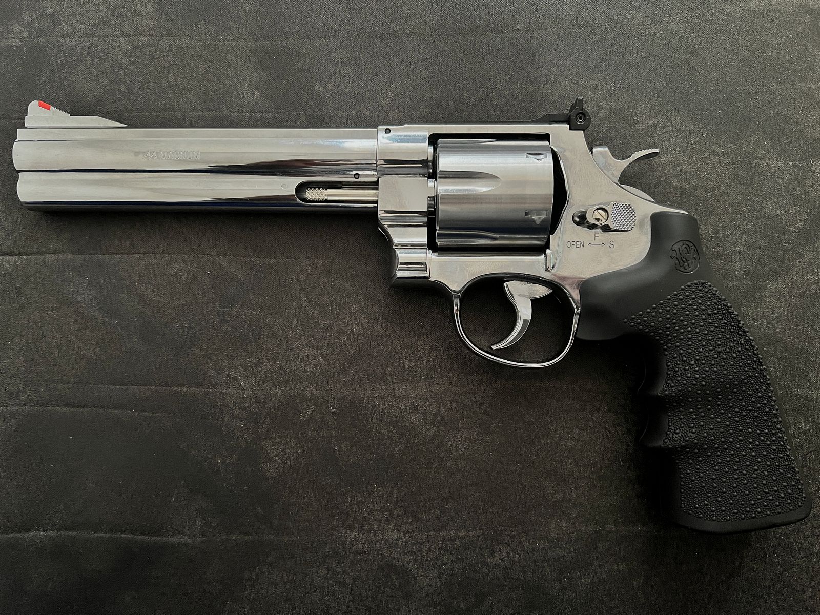 Smith and Wesson 629 CO2 Revolver