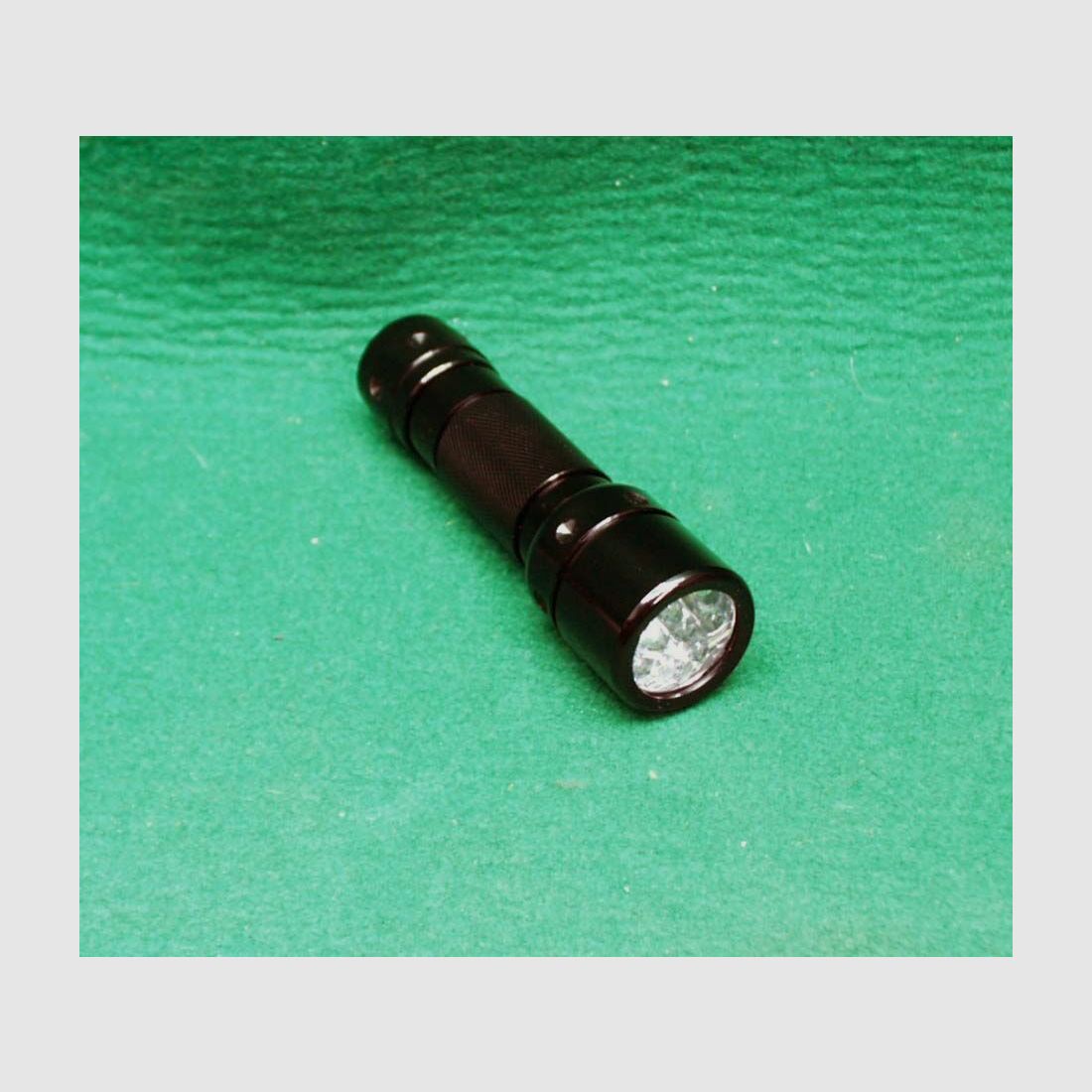 Unbekannt	 Taschenlampe