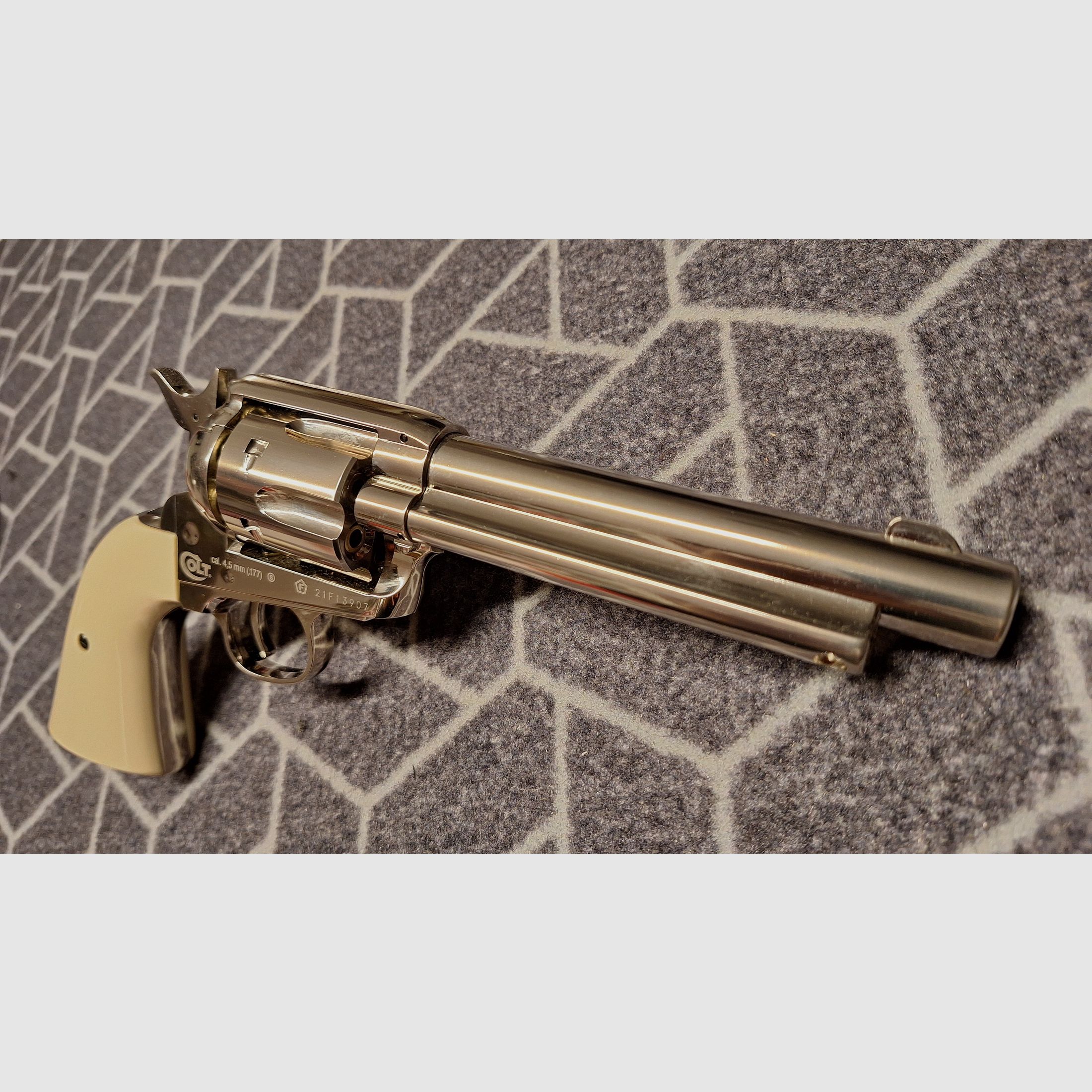 Colt Single Action Army® 45 nickel Co2-Revolver Kaliber 4,5 mm BB-NEU