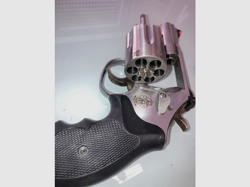 Smith & Wesson Revolver 66-6