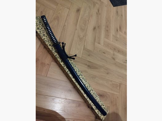 Katana bleu avec lame tranchante en acier à ressort 9260 Saya avec finition Ishime