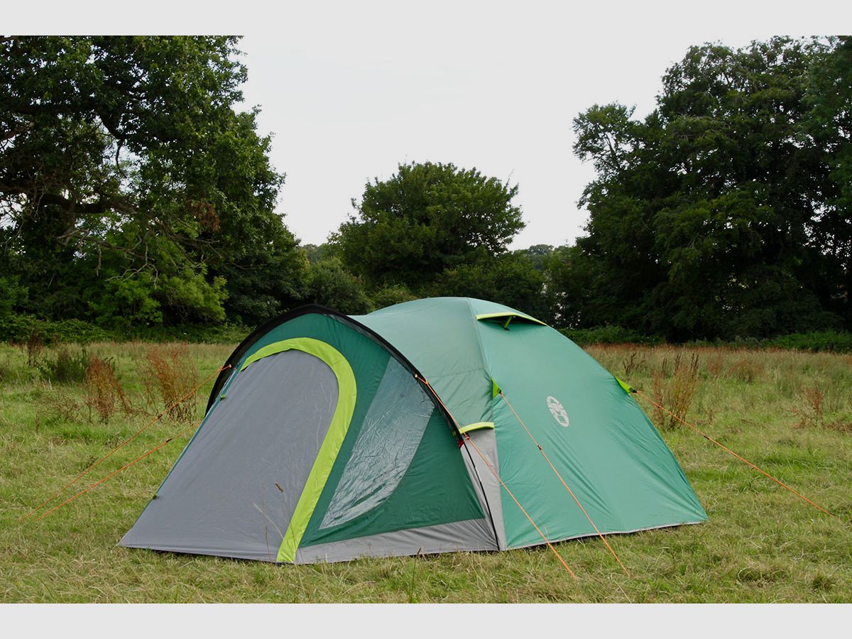 Coleman Kobuk BlackOut Plus 4