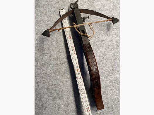Historische Armbrust