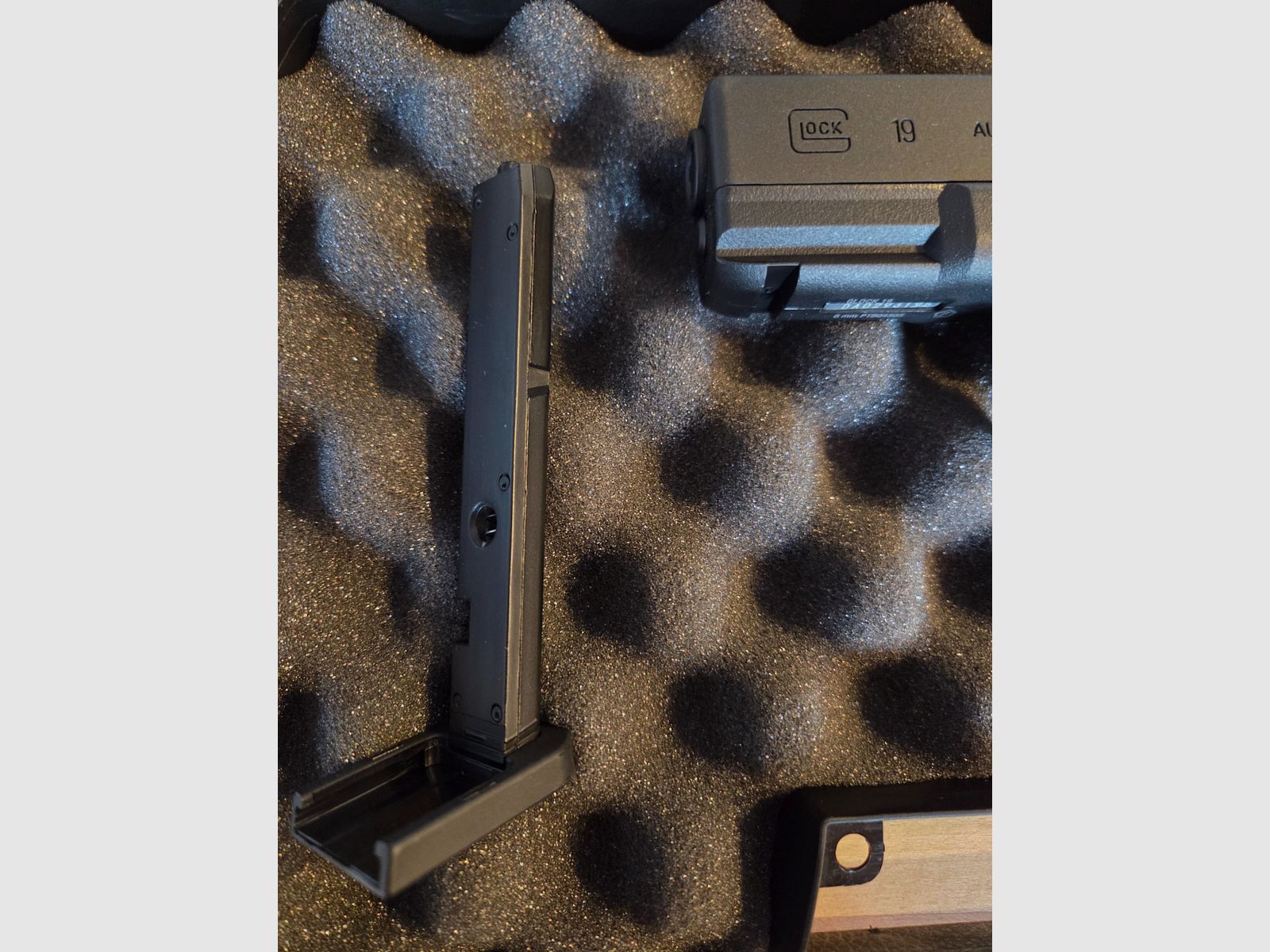Airsoftpistole Glock 19  6mm  NBB, Bild 2 von 5
