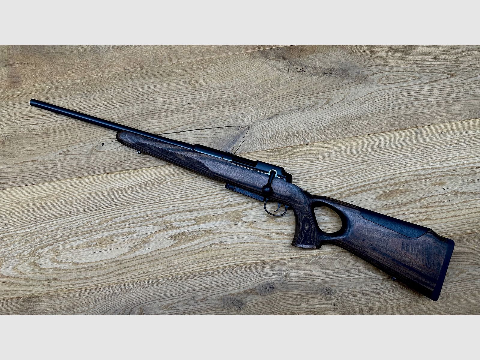 Mauser 25 Max Gauche / crosse en bois stratifié / dos de crosse réglable / .308 Win / LL 51 cm / M15x1