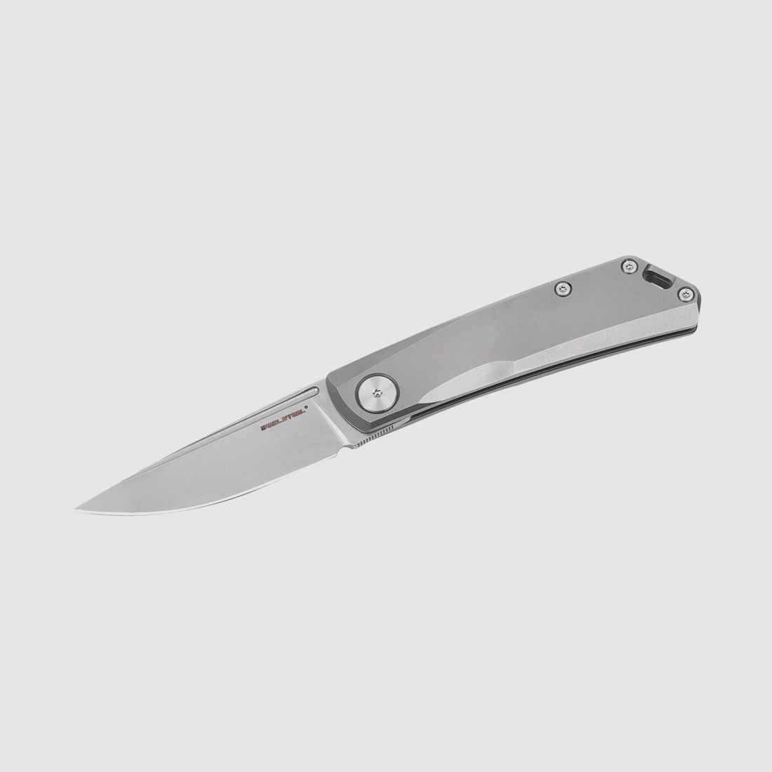 Real Steel Luna Titanium designed by Poltergeist Works