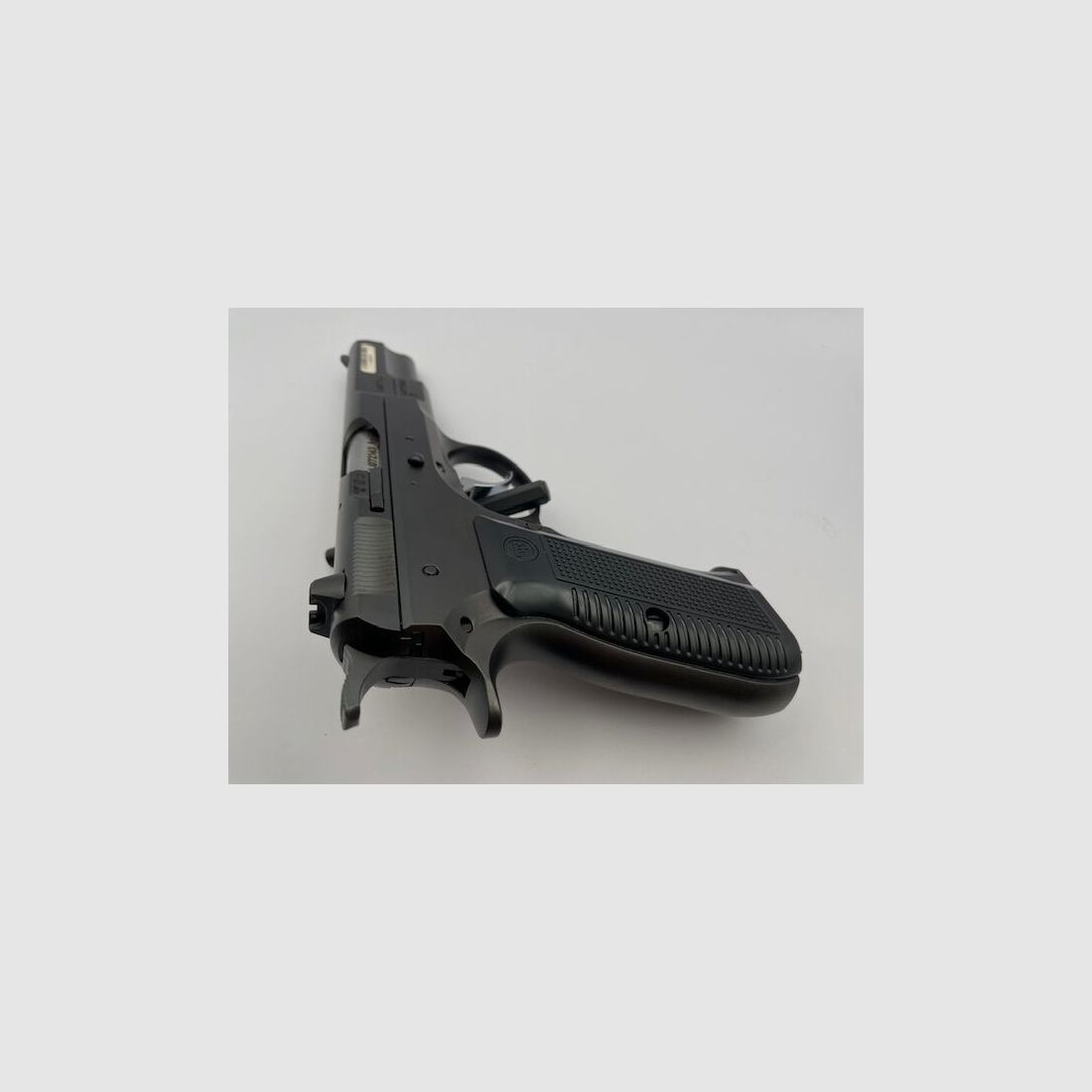 CZ 75 Legend