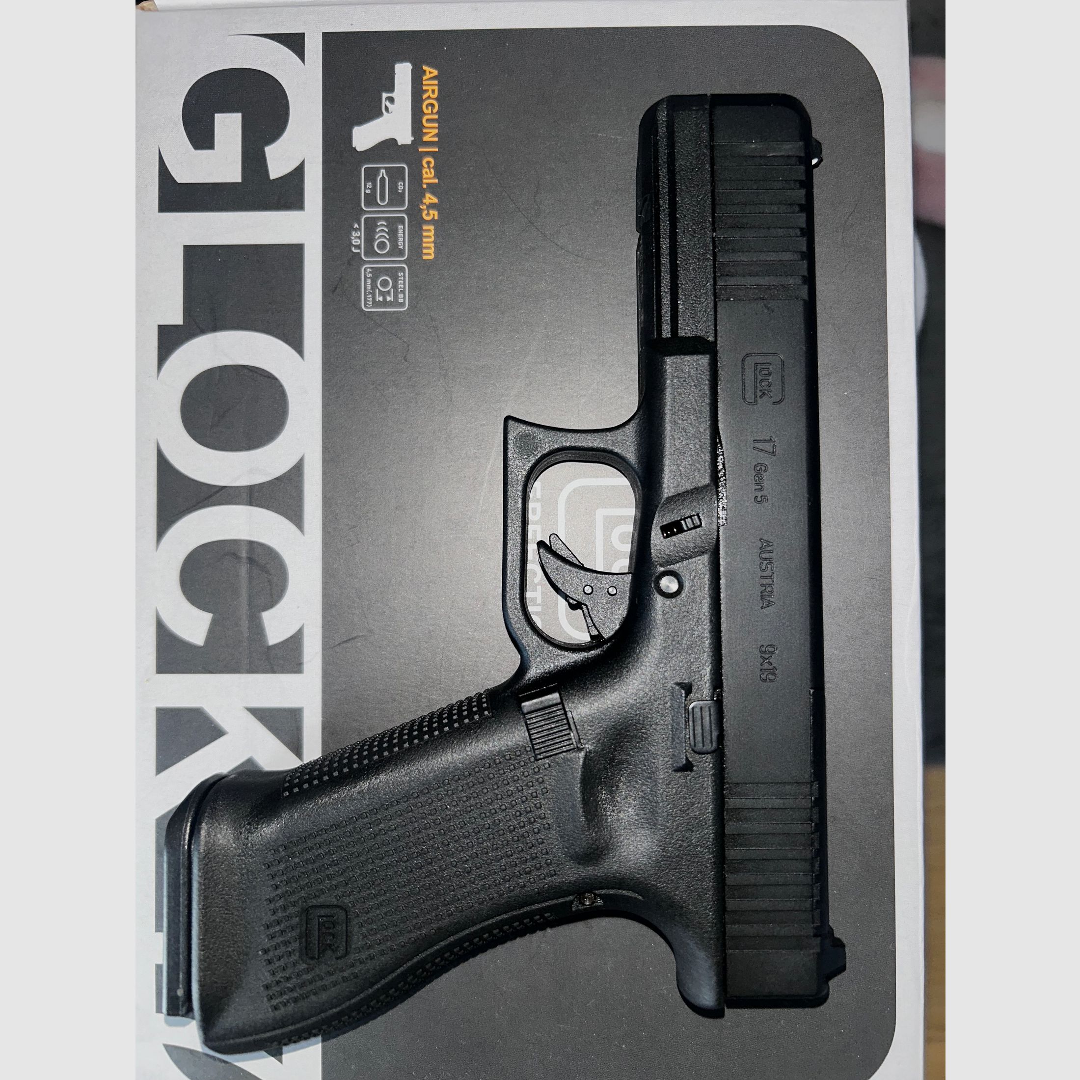 Komplett-Set-Glock 17 Gen5 MOS- Umarex CO2
