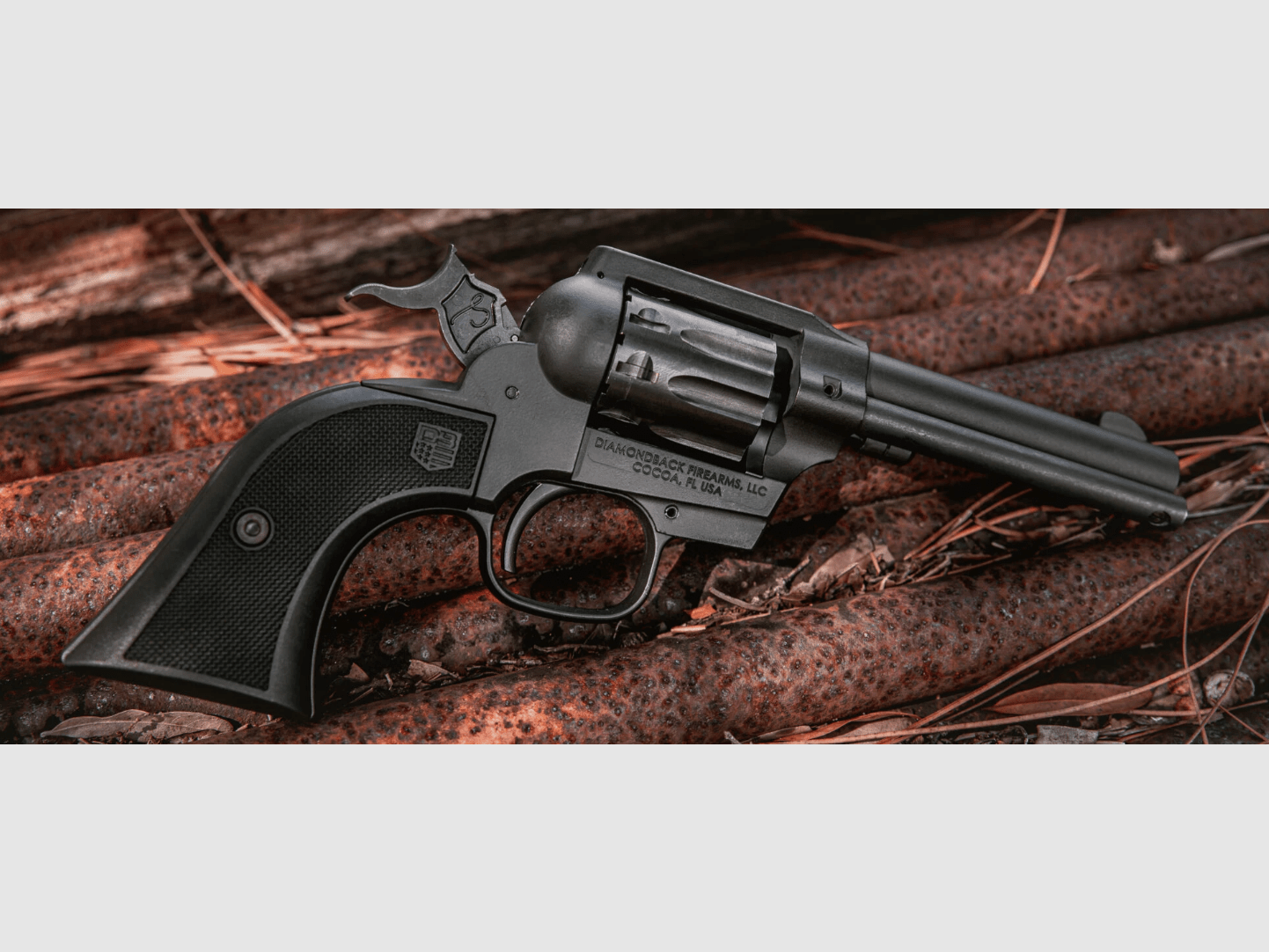Rewolwer DIAMONDBACK Sidekick kal .22 LR z wymiennym bębnem .22 Mag., zdjęcie 1 z 5