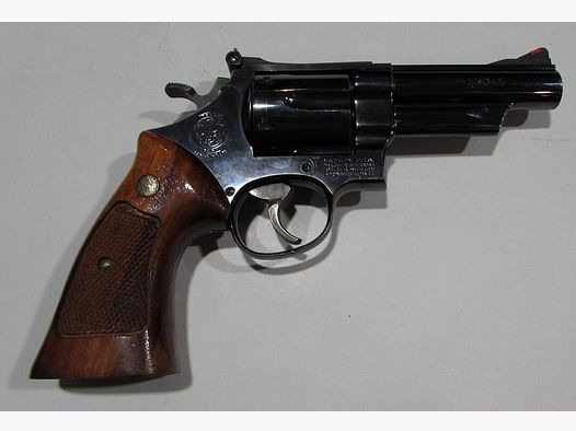 Revolver smith wesson, mod 29-2, 4 pouces, 44 magnum, bon etat