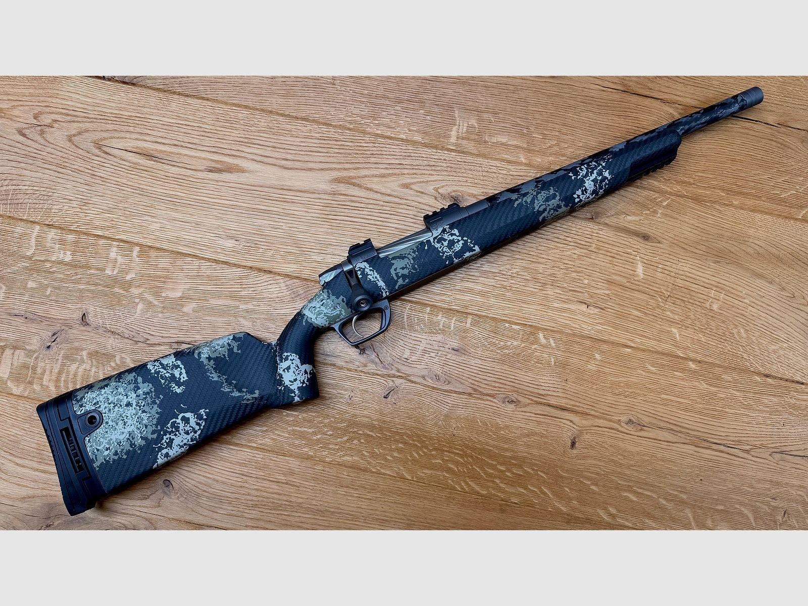 Gunwerks Magnus / 6,5mm PRC / LL 16" / mit Titan-System / 5/8x24UNEF / Halo Green Carbon