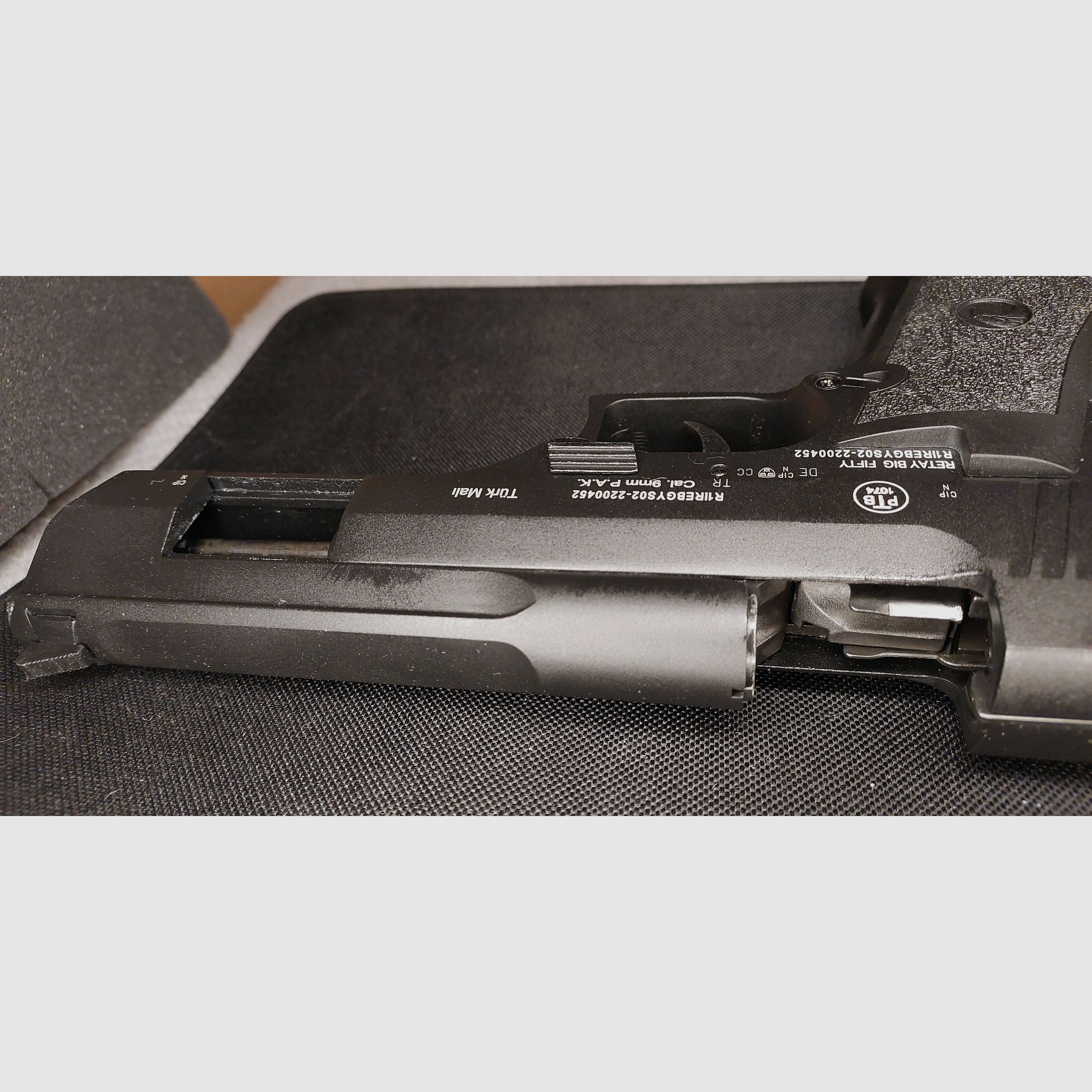 Retay Big Fifty Schreckschusspistole 9mm P.A.K. brüniert (PTB 1074)