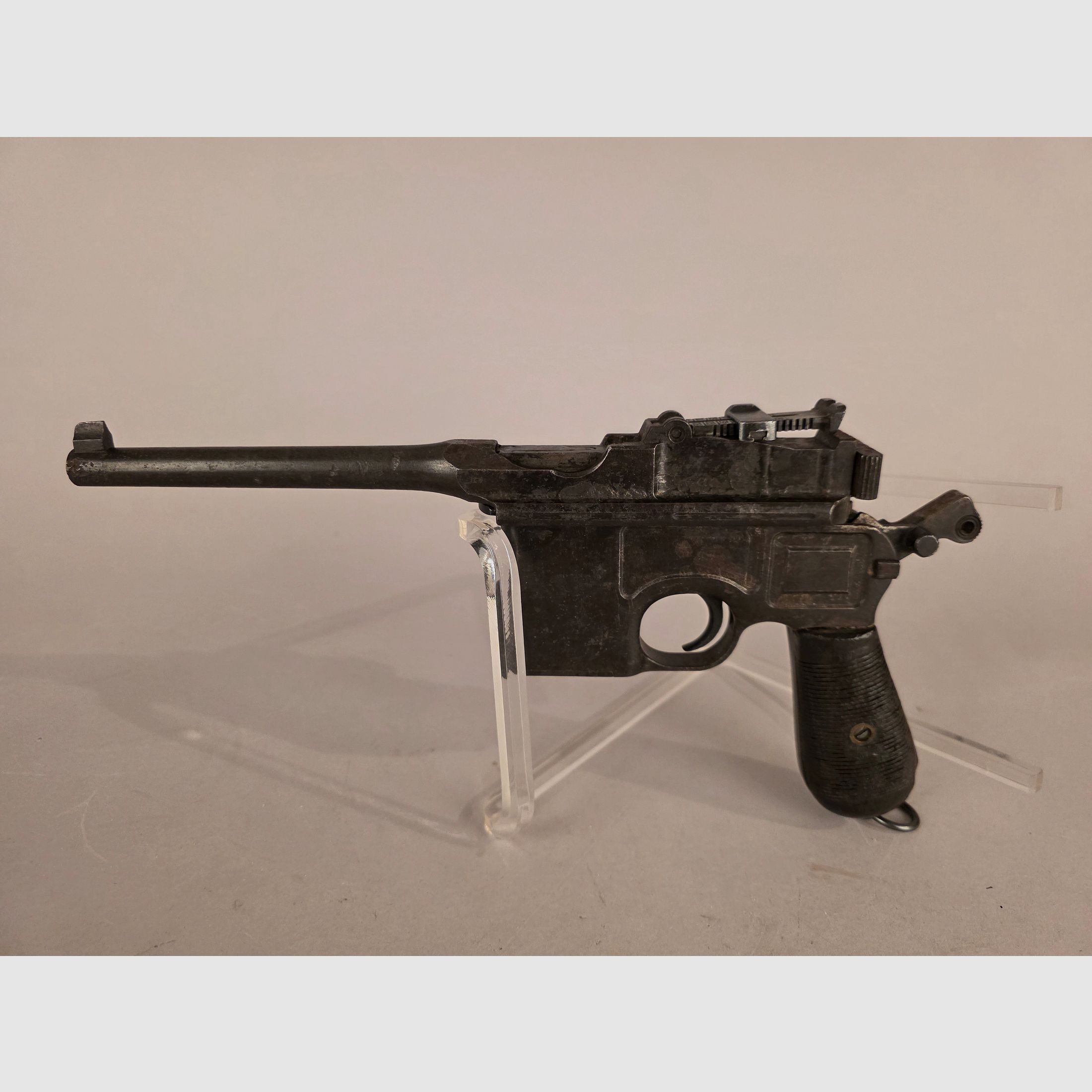 Mauser C96, Broomhandle, Mechanika trochę się zacina (potrzebna wiedza)