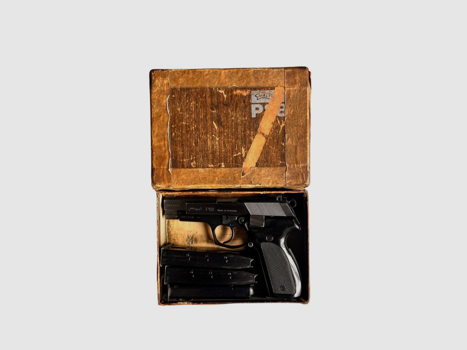 Pistolet Walther P88 Kaliber 9x19 mm | Stan bardzo dobry -, zdjęcie 2 z 8