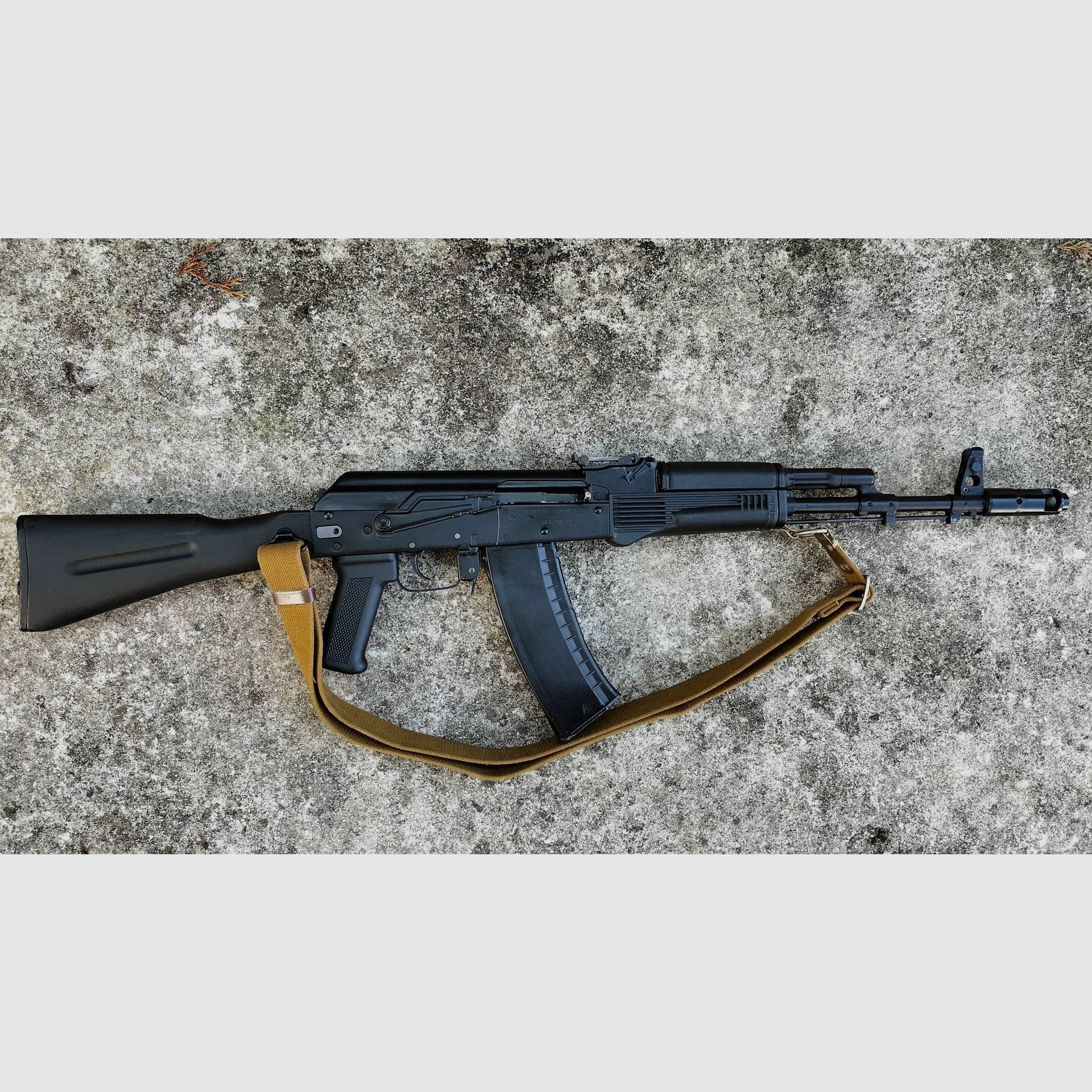 S.U.C.H.E. IZHMASH Yunker 3 Co2 4,5mm luchtgeweer AK74 AK47 AKM Saiga Russisch Rusland aanvalsgeweer