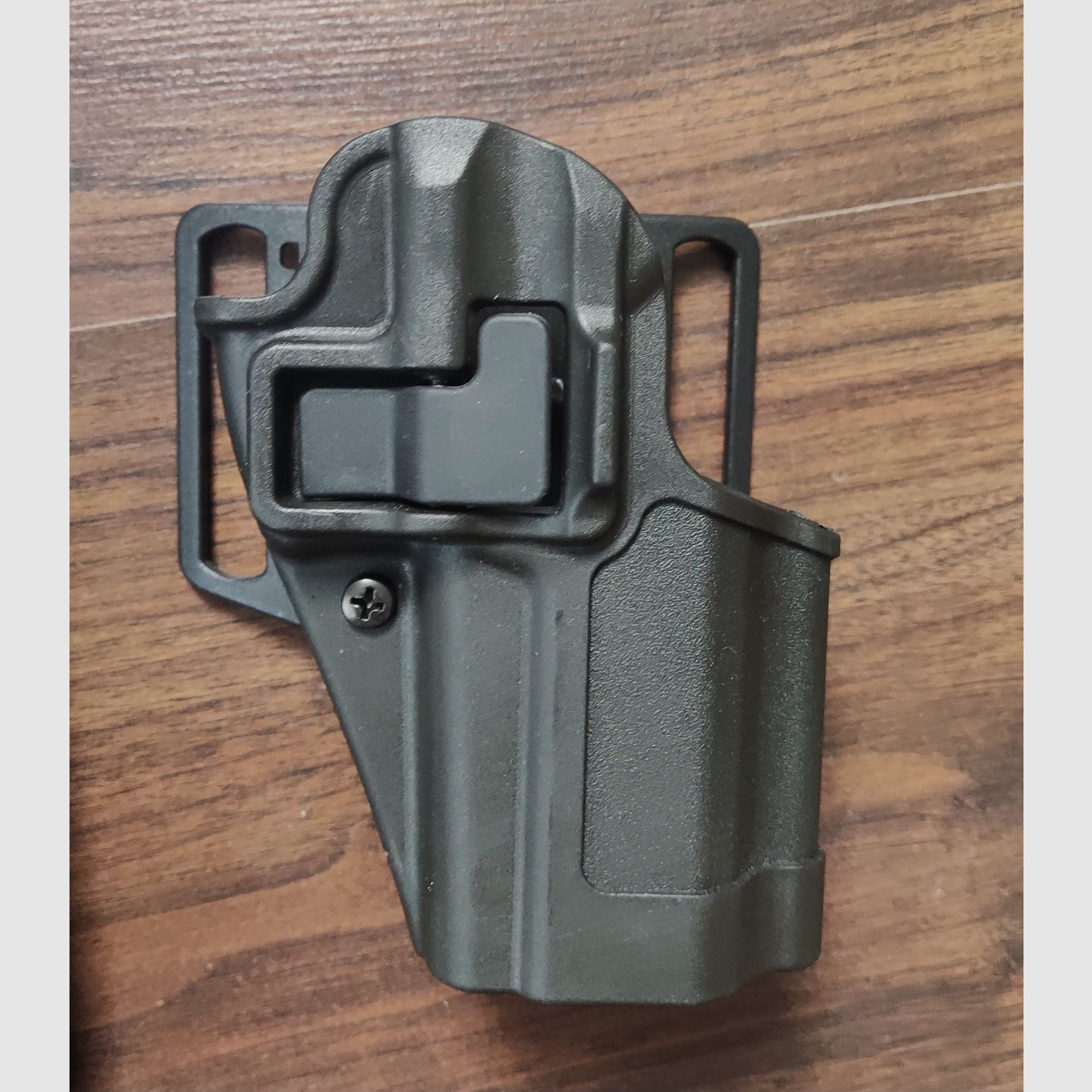 H&K VP9 / SFP9 GBB Airsoft Pistole mit Zubehör