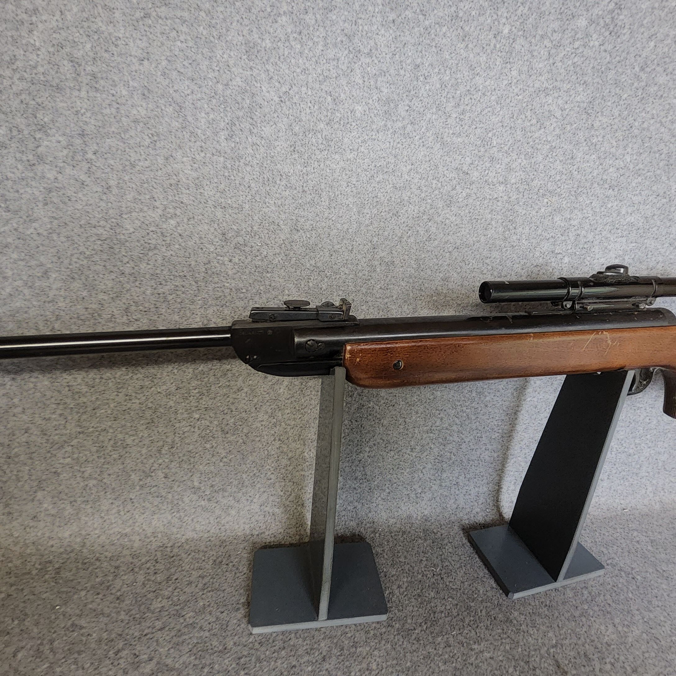 Diana	 Mod. 35