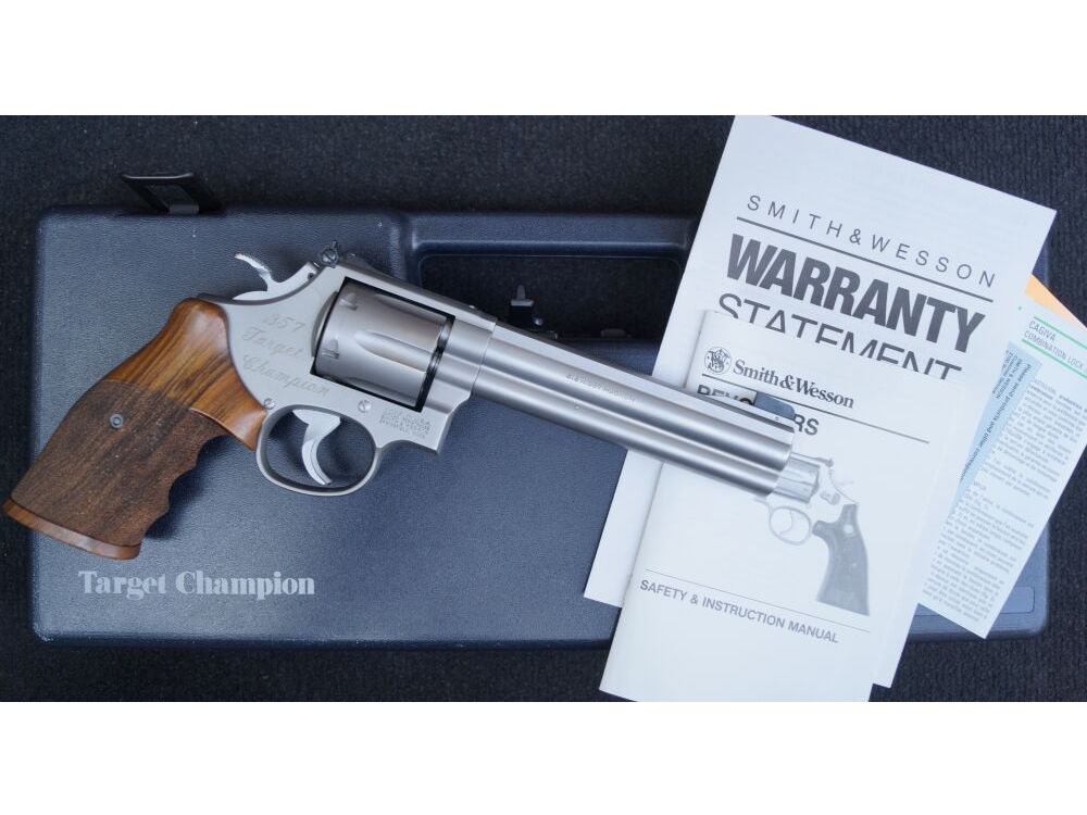 Smith & Wesson	 686 - 4  Target Champion