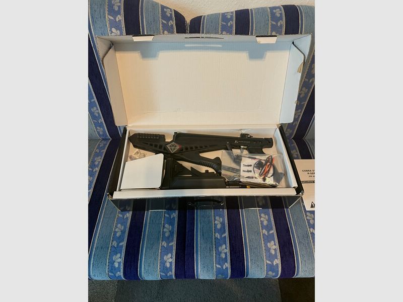 Taktische Repetierarmbrust Cobra Adder