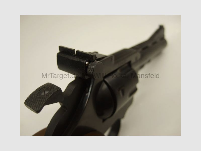 EM-GE 323 Match * 4" loop * als nieuw * met matchvizier