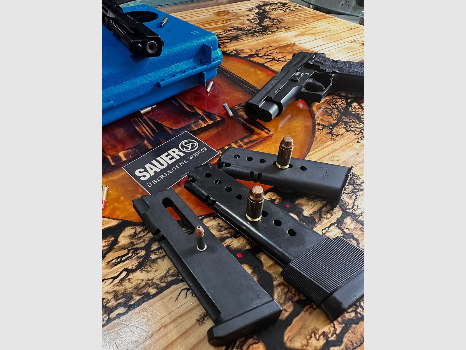 Sig Sauer P220, caliber 45 ACP including interchangeable system 22 lfb