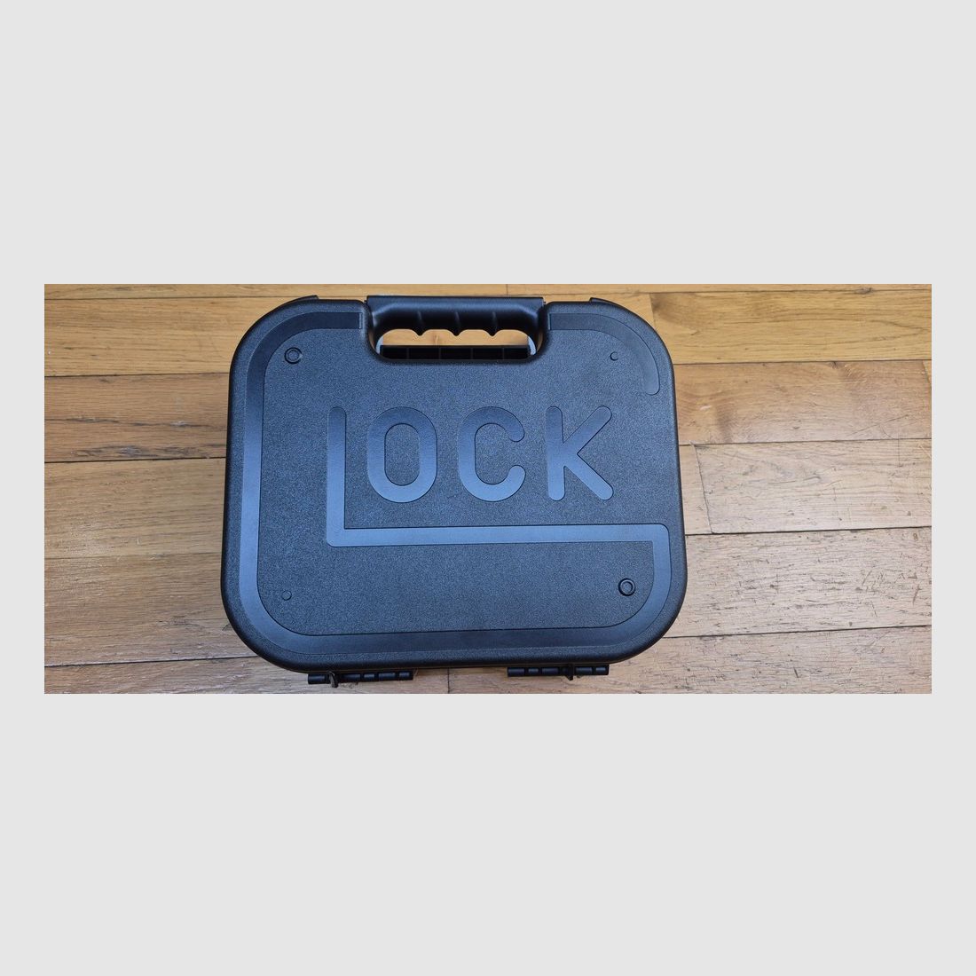 SONDERPREIS! Glock 17 Gen5 FS Pistole – 2 Magazine 17 Schuss – Kal. 9X19 – Der große Klassiker der Marke! – NEUE WAFFE!, Bild 10 von 10