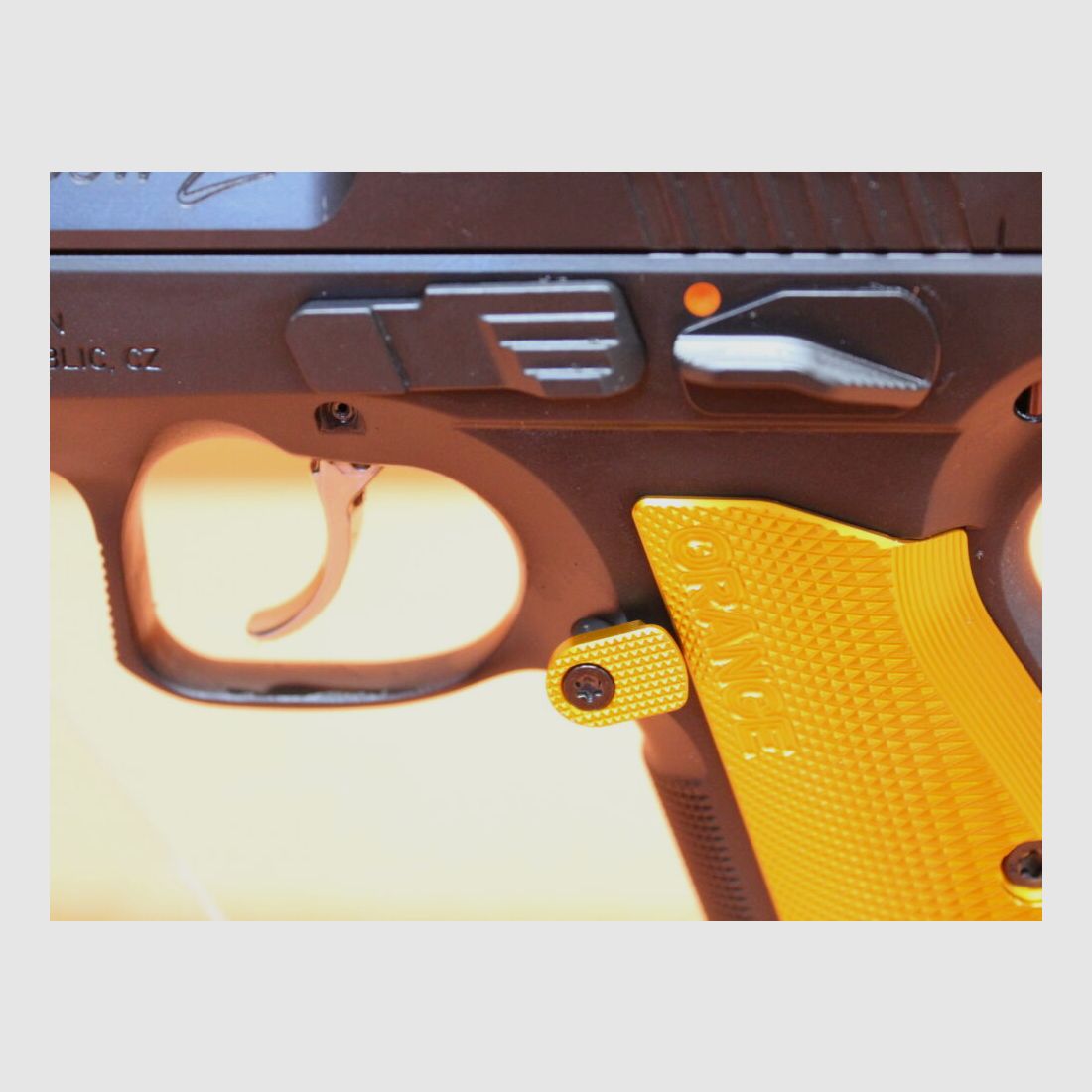 CZUB Ha.Pistolet 9mmLuger CZUB CZ SHADOW2 Orange OR Prêt pour Optiques 119mm Canon/ pour Red Dot Sight CZ75, image 5 sur 8