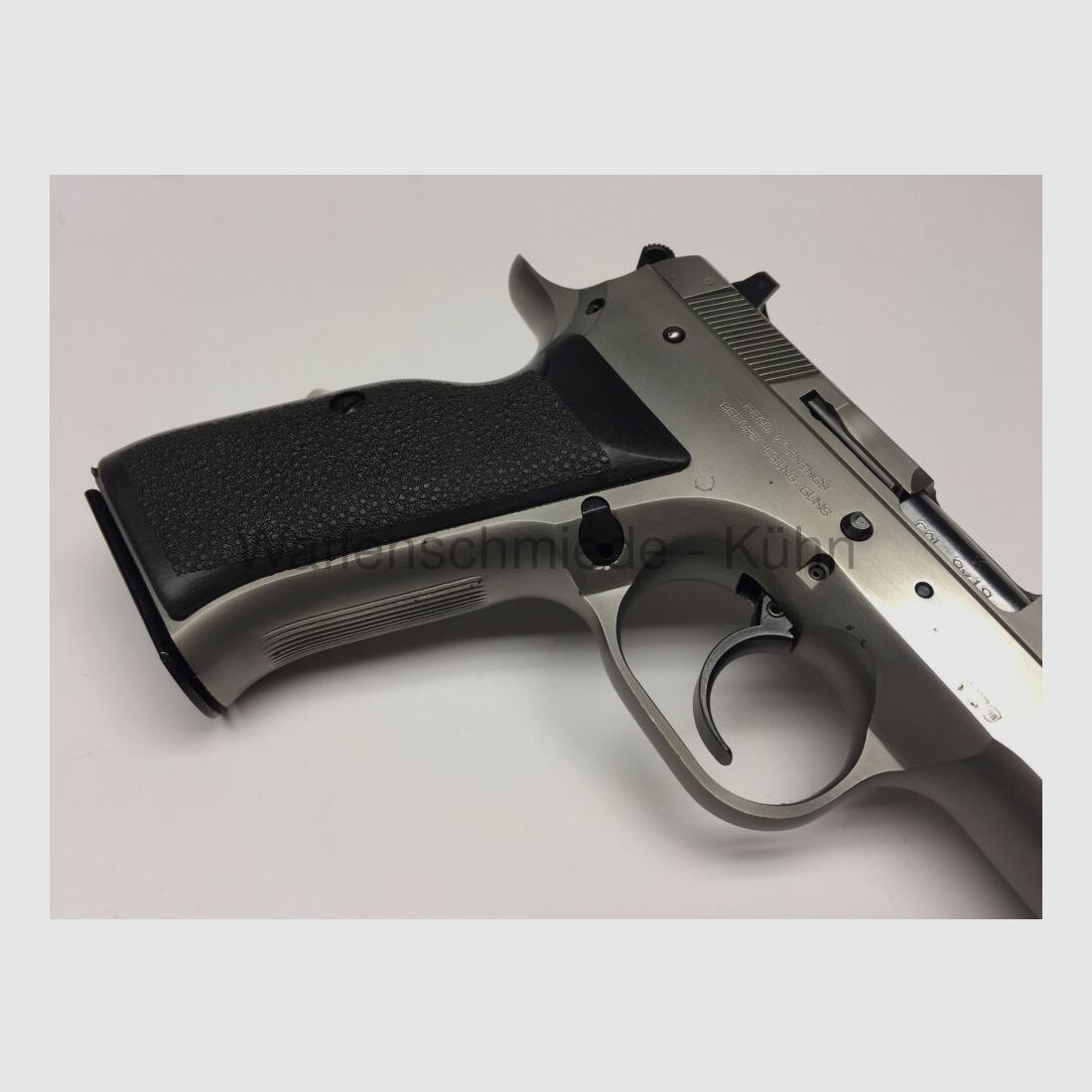 Tanfoglio EAA/Témoin