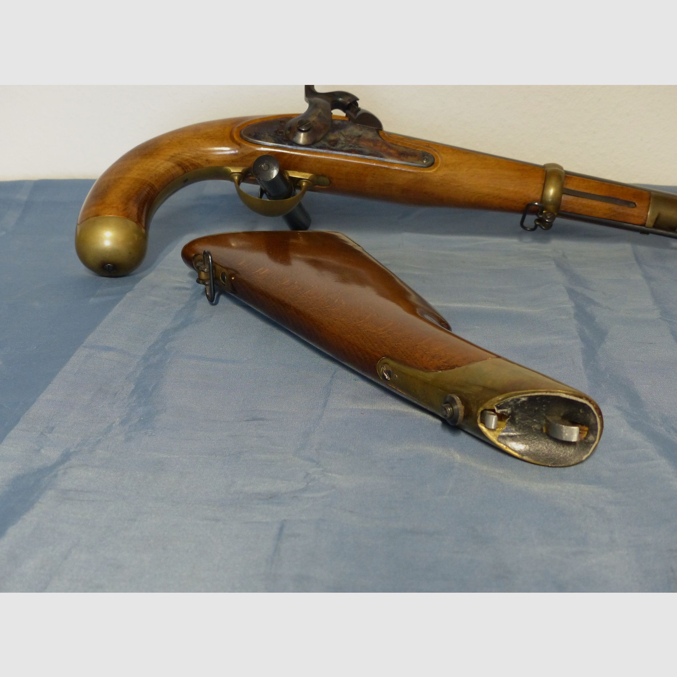 Navy Arms 1855 Dragoon Carbine Vorderlader Pistole mit Anschlagschaft von Antonio Zoli Cal. .45 vintage