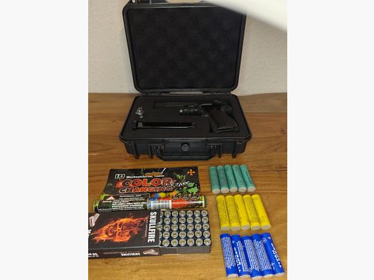 Walther P 88 Compact 9mm 2xMagazin nero PTB 764 come nuovo Set di Capodanno 25xEffetti Pirotecnici + 50 colpi di munizioni P.A.K.