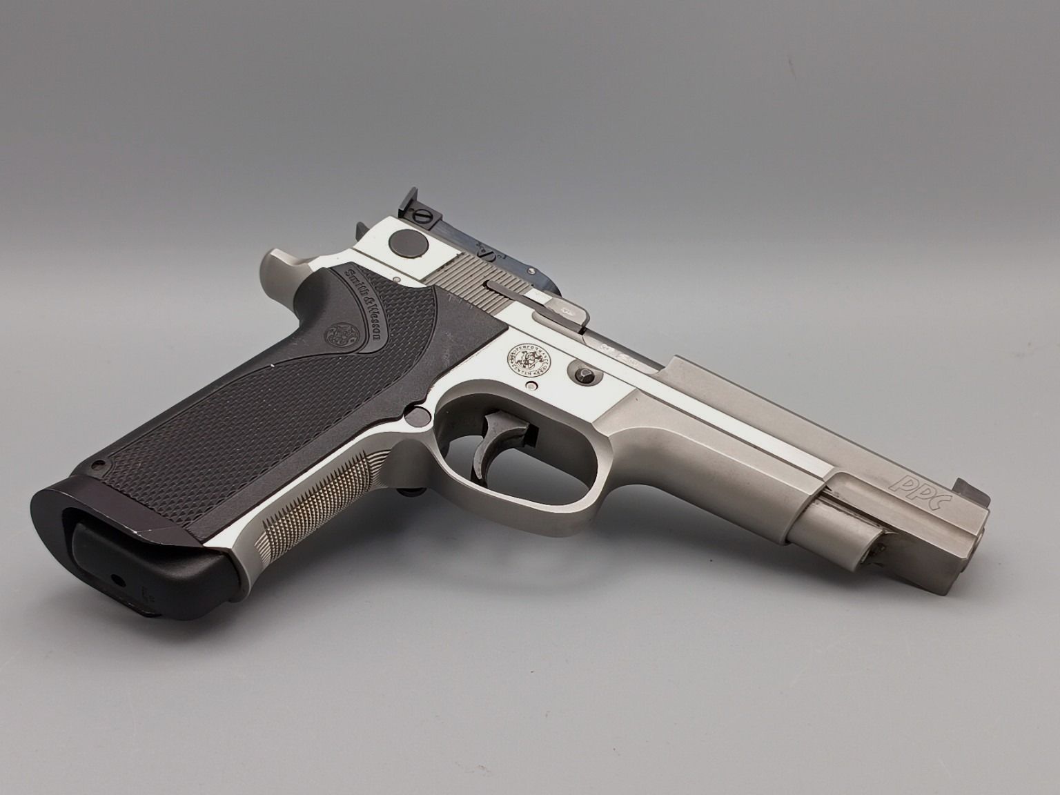 Smith & Wesson 5906 PPC Performance Center