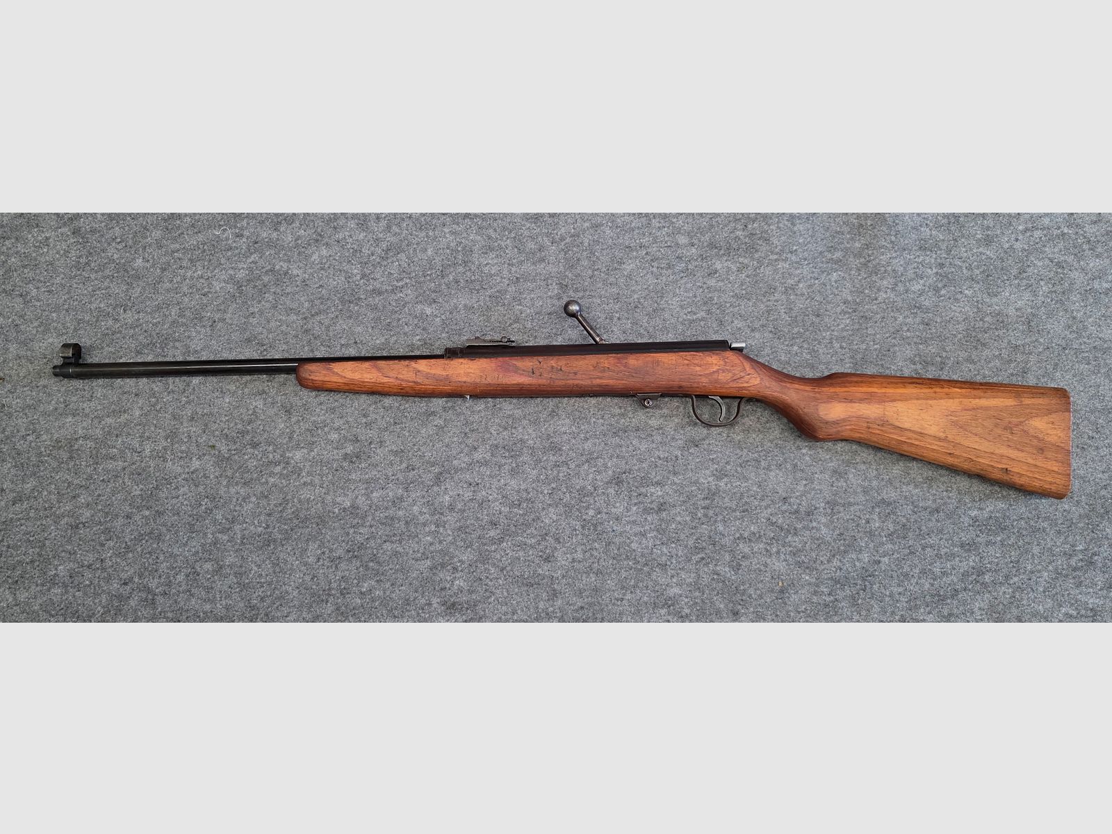 Haenel Mod. 49a met laminaatstock uit 1959 in goede staat, doorlader, geen 310