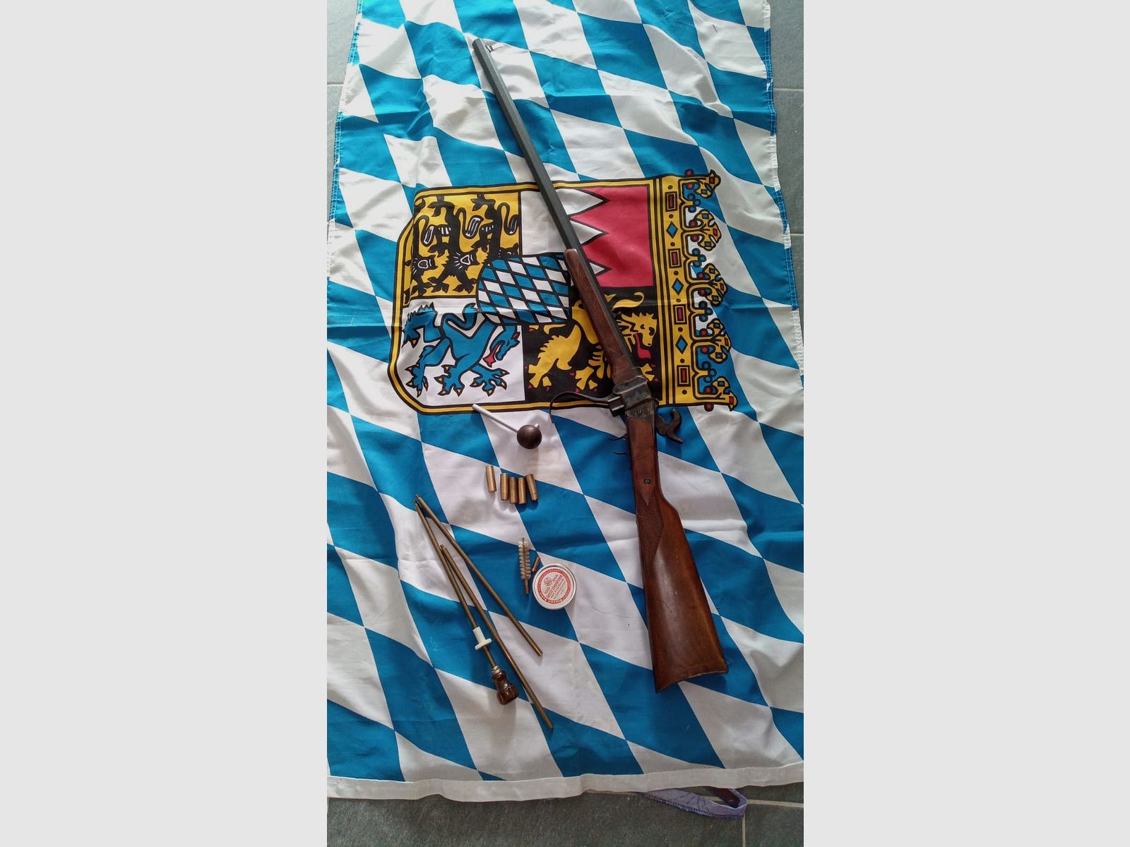 Fucile a retrocarica a percussione Pedersoli Sharps Mod. 1859 Sniper 30" Cal.45/70 Perc. Lunghezza: ca. 118cm Lunghezza della canna: ca. 74,5cm, Peso: ca. 4,5kg