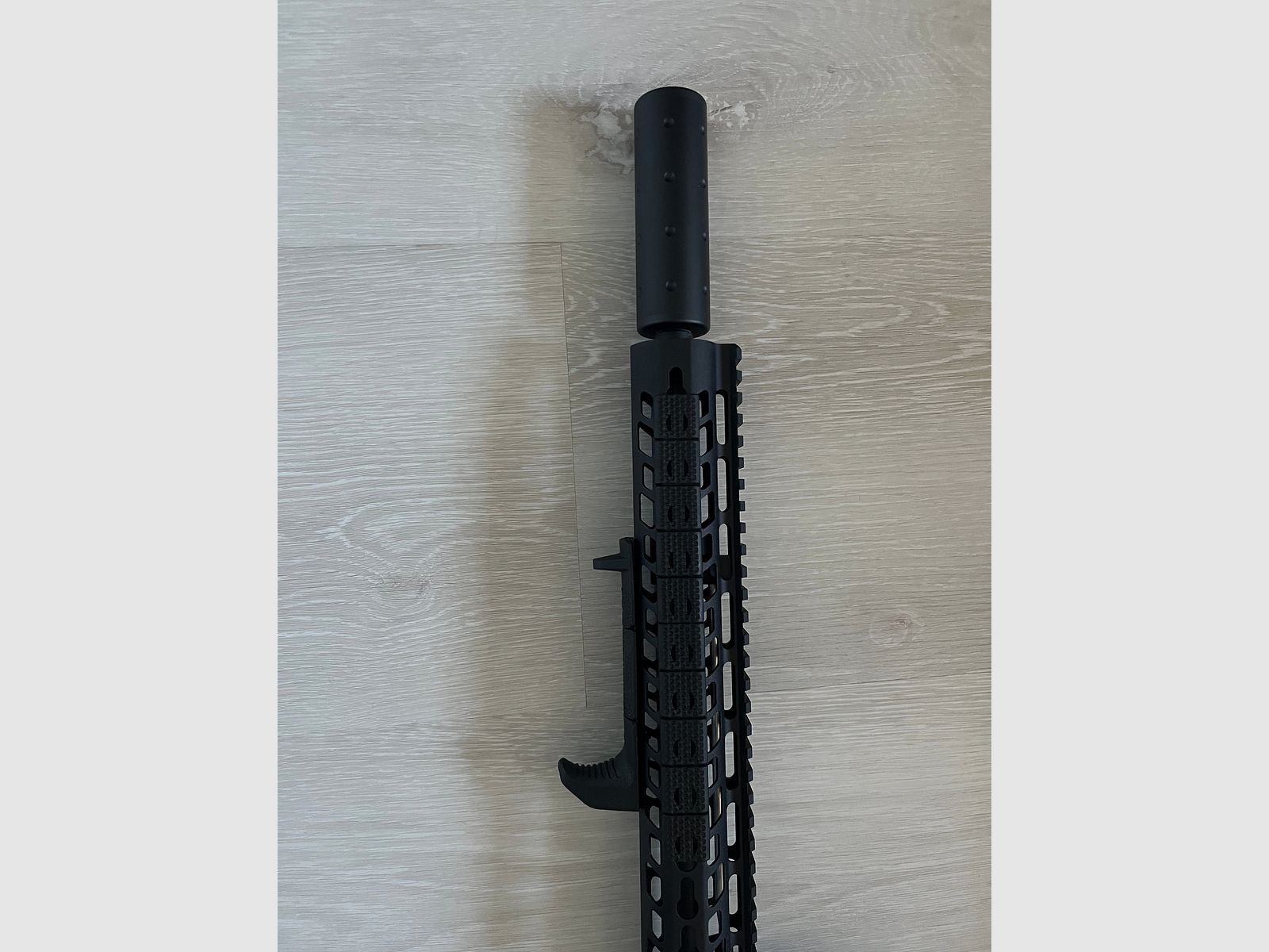 G&G GC16 E.T.U. Wild Hog 13.5 Inch S-AEG con accessori - libero da 18