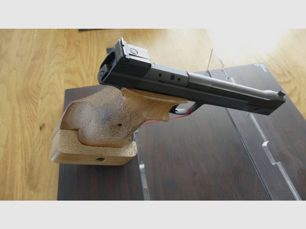 Hämmerli Model 215