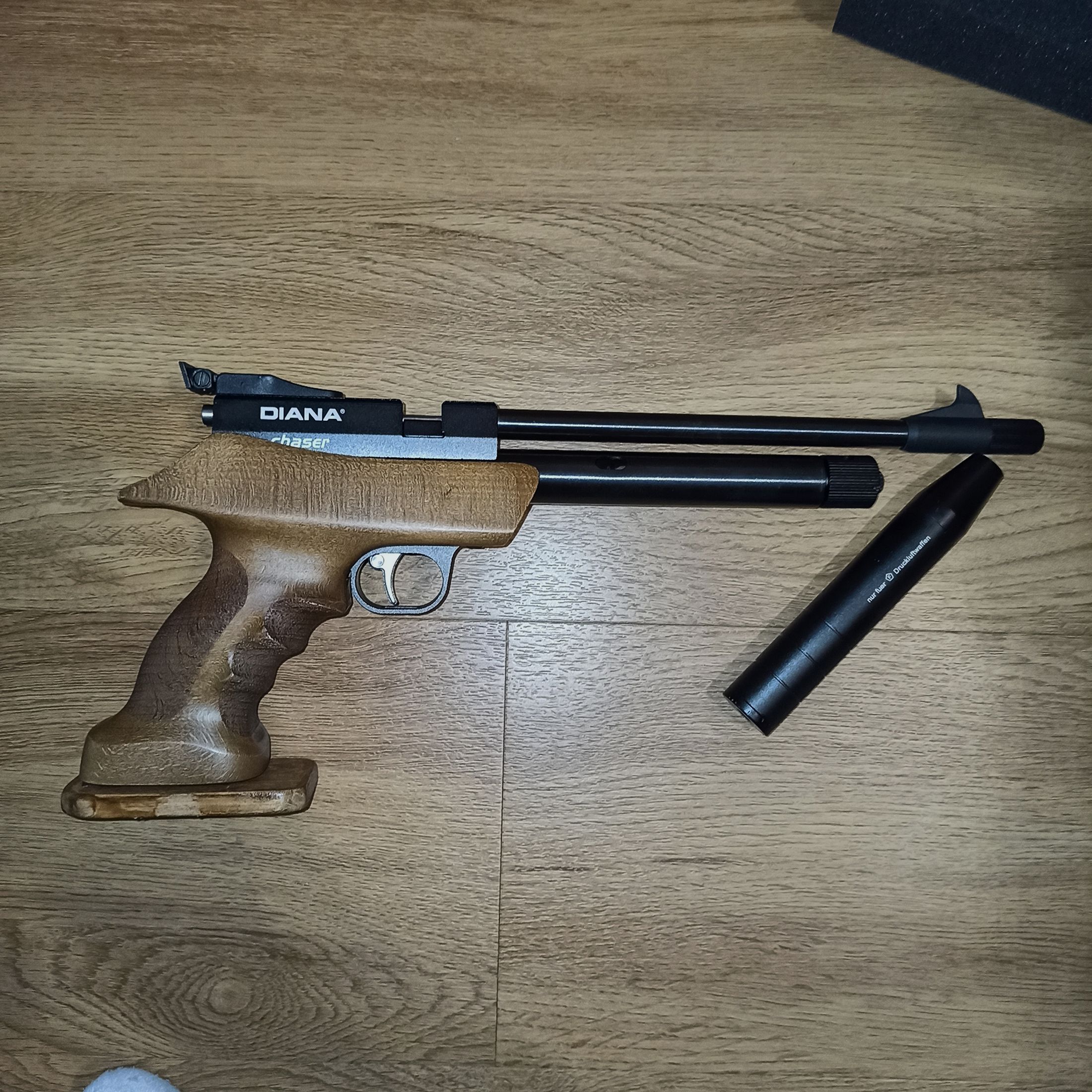 Diana Chaser Rifle Set 4.5mm with a lot of accessories.