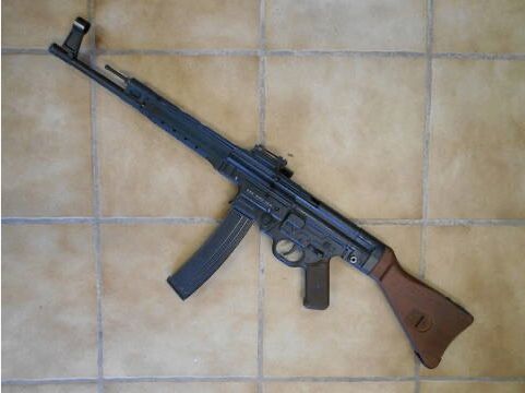 STG 44 9mm PAK