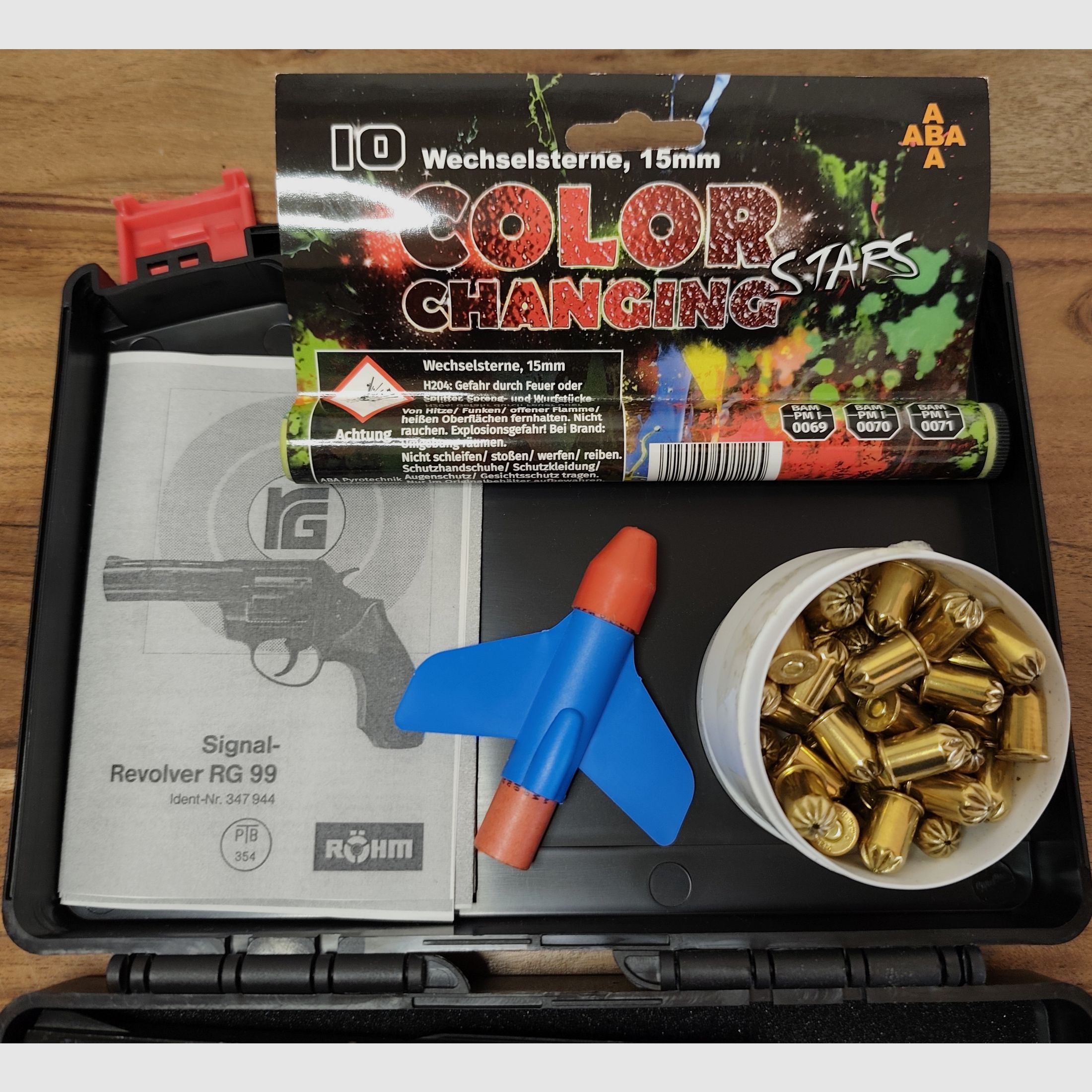 Röhm RG 99 nera vecchia PTB 452 del 1994 + munizioni ed effetti pirotecnici