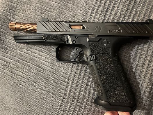 Shadow Systems DR920 – 9mm Luger, 5” Bronze Barrel, sehr guter Zustand - Preis verhandelbar 